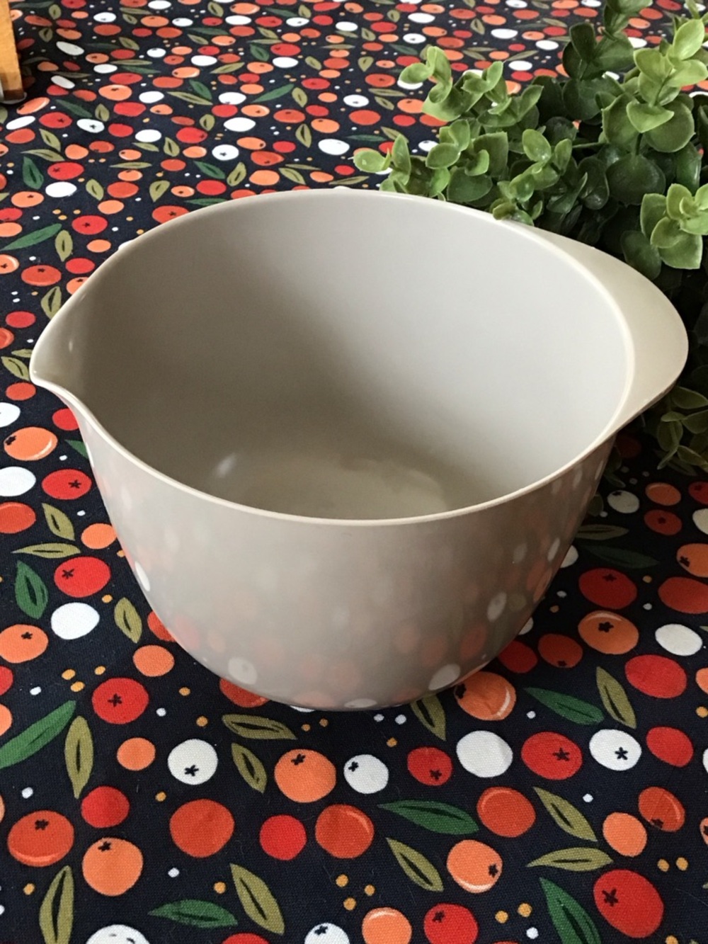 Rosti 1.5 litre bowl grey